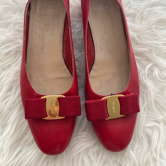 Ferragamo red shoes Size 7 - Picture 1 of 7